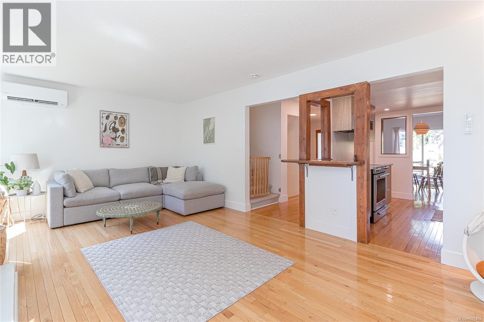 3 bed 3 bath single family at 13 6172 Alington Rd — $585,000