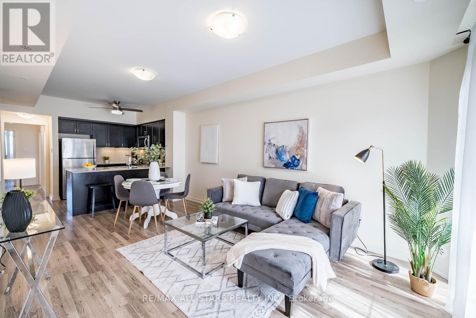 2 bed 2 bath single family at 232 - 7 BELLCASTLE GATE — $599,999