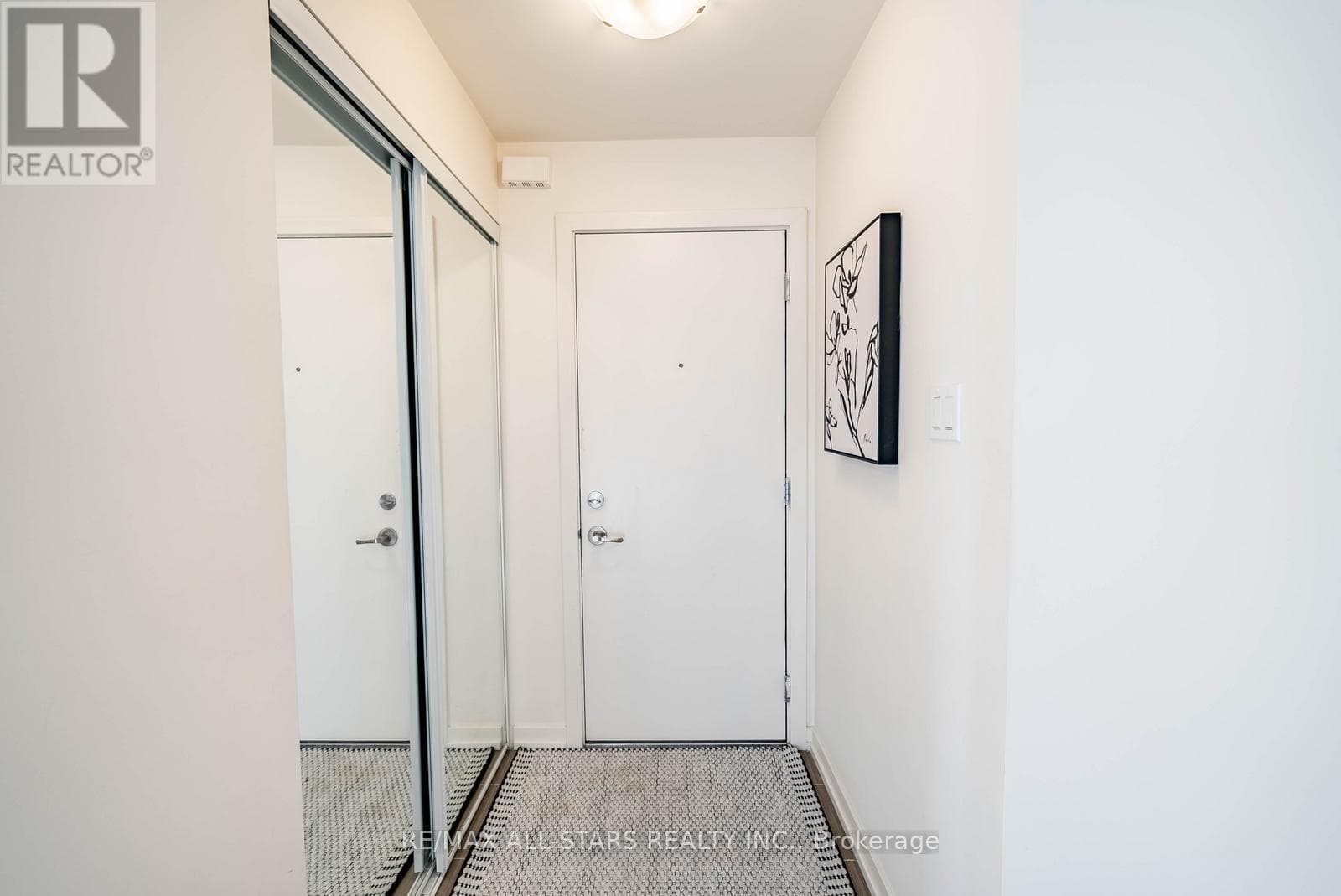 232 - 7 BELLCASTLE GATE photo 5