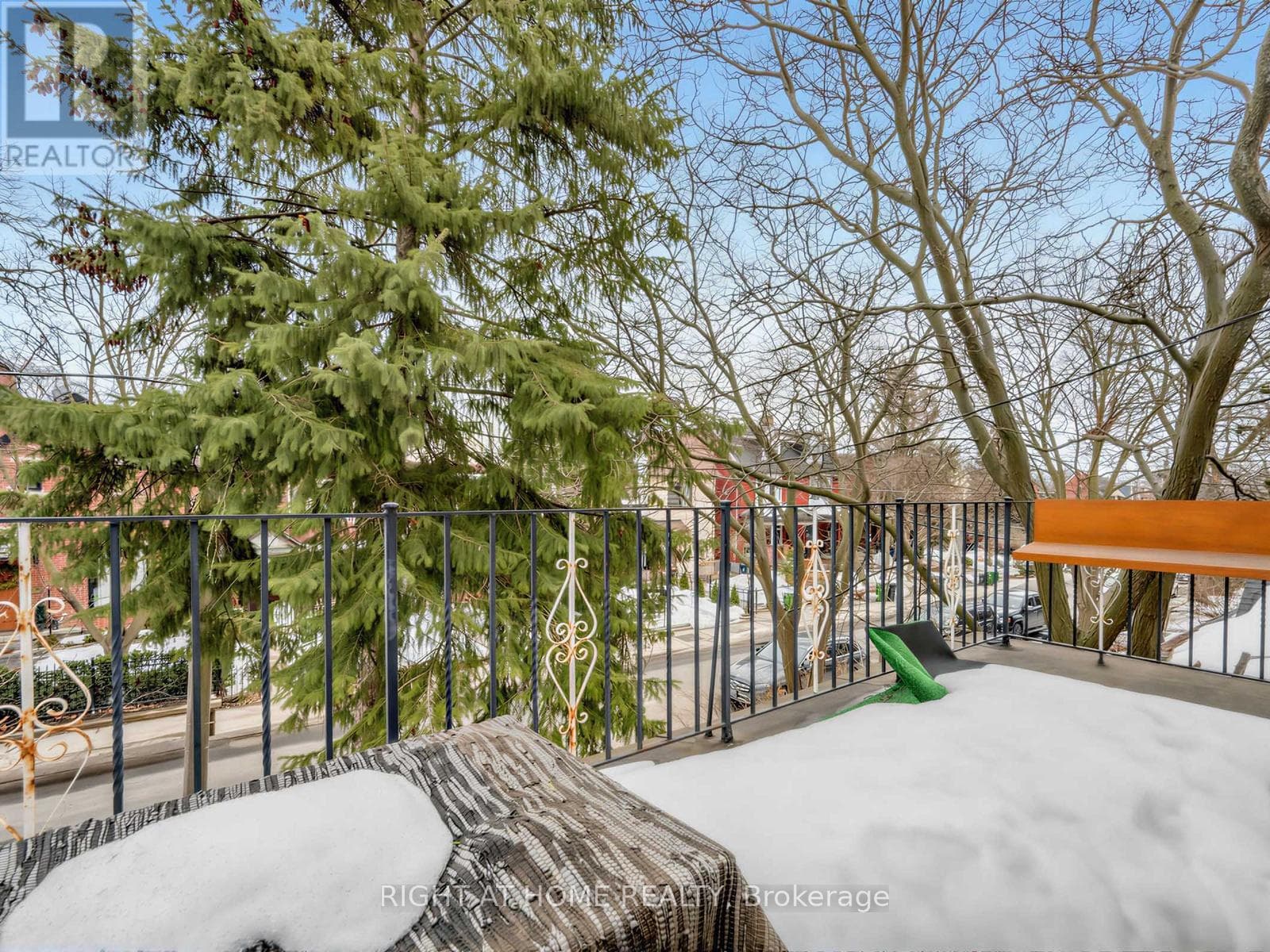 542 CRAWFORD STREET photo 5