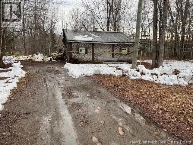 11 Dale Aubin Lane