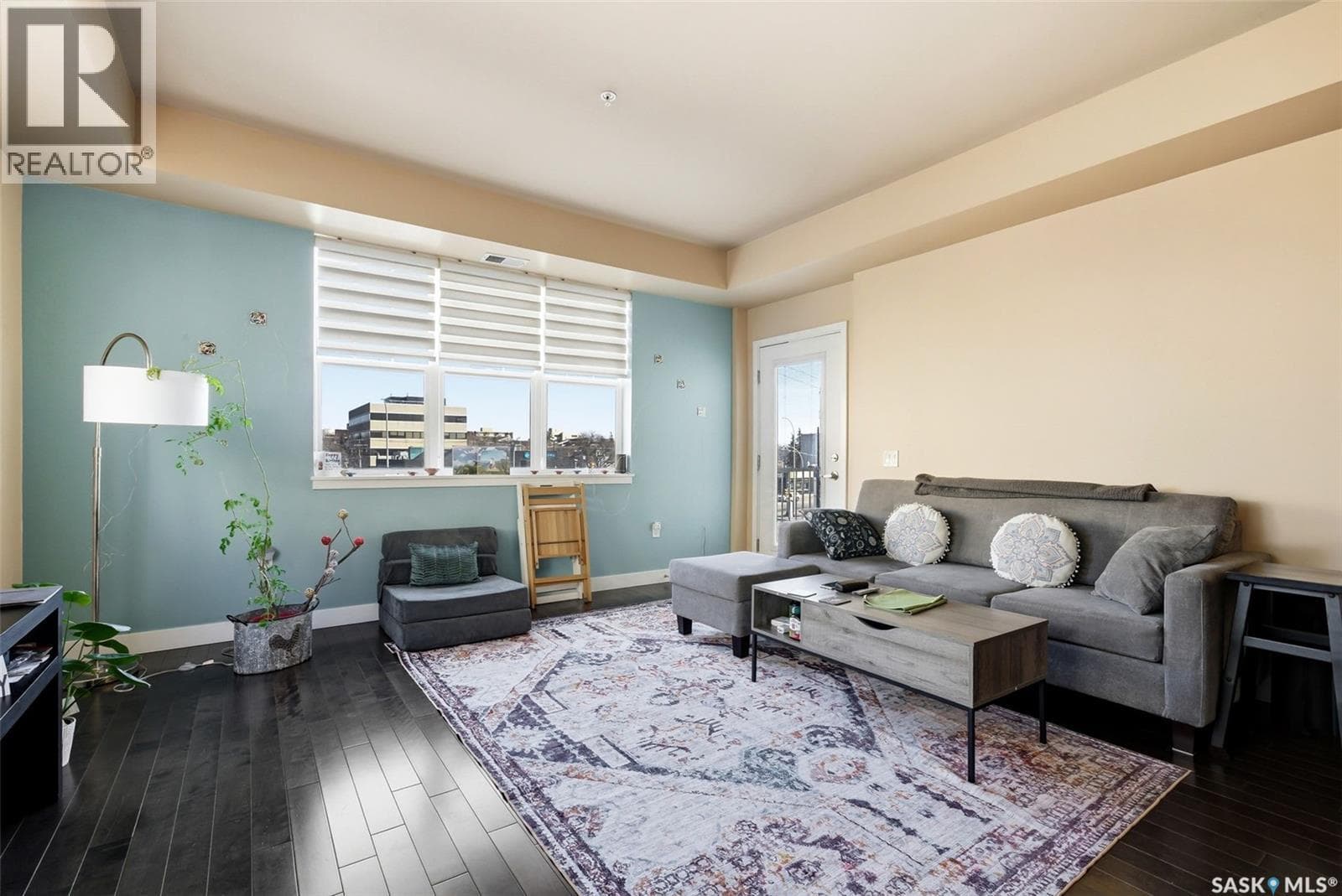 301 2255 Angus STREET — photo 5