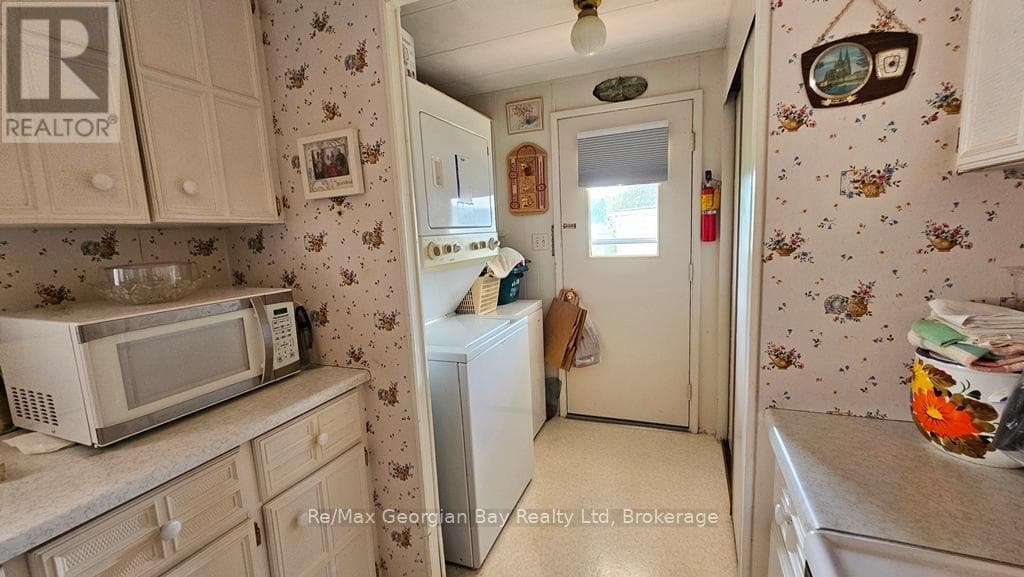 27 MIMOSA DRIVE photo 4
