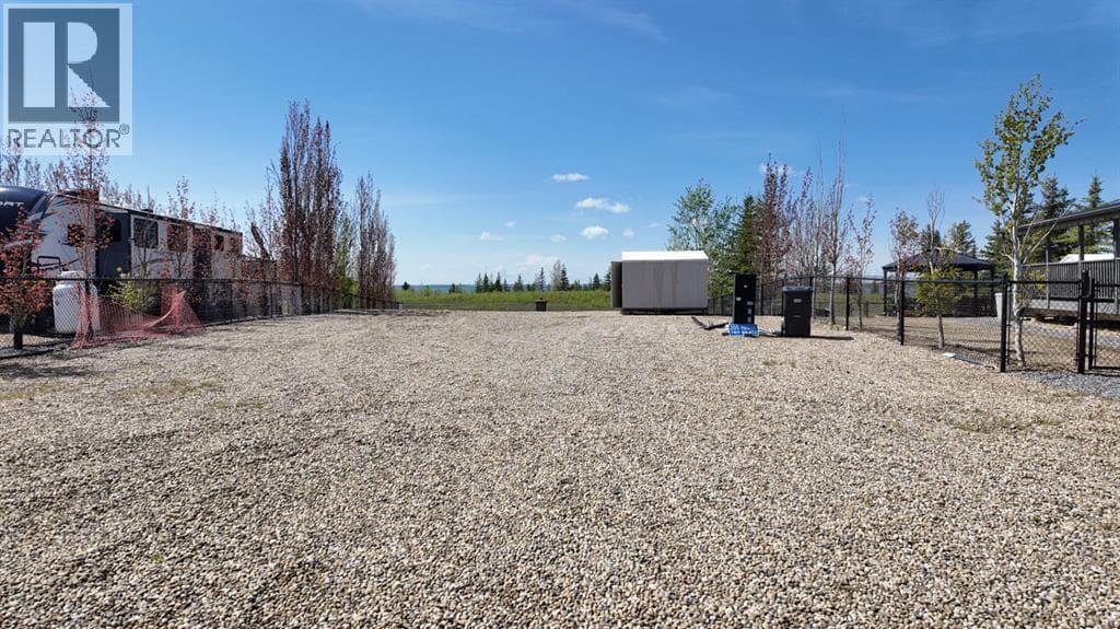 205, 10046 Township Road 422 Road — photo 5