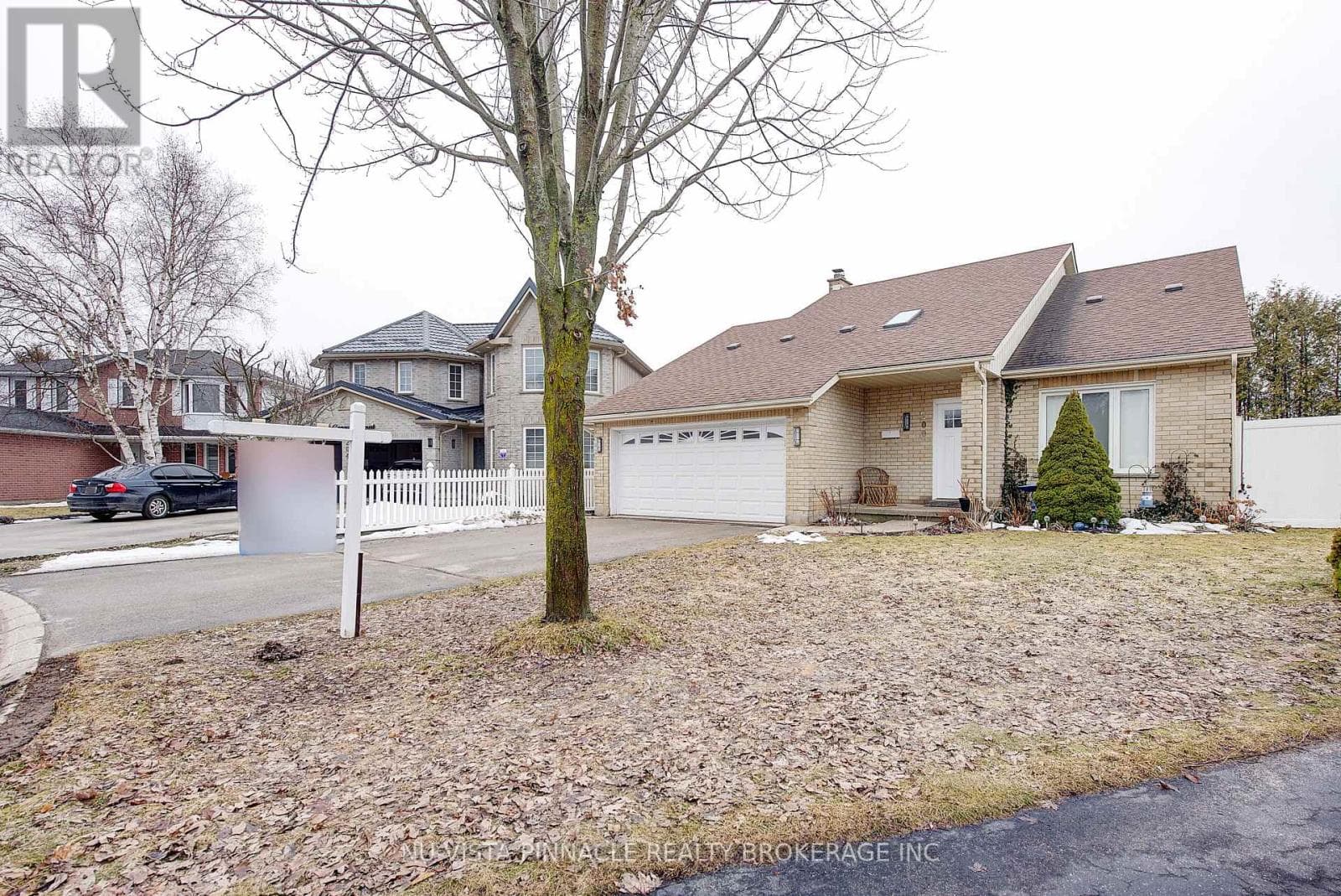 200 CONWAY COURT photo 2