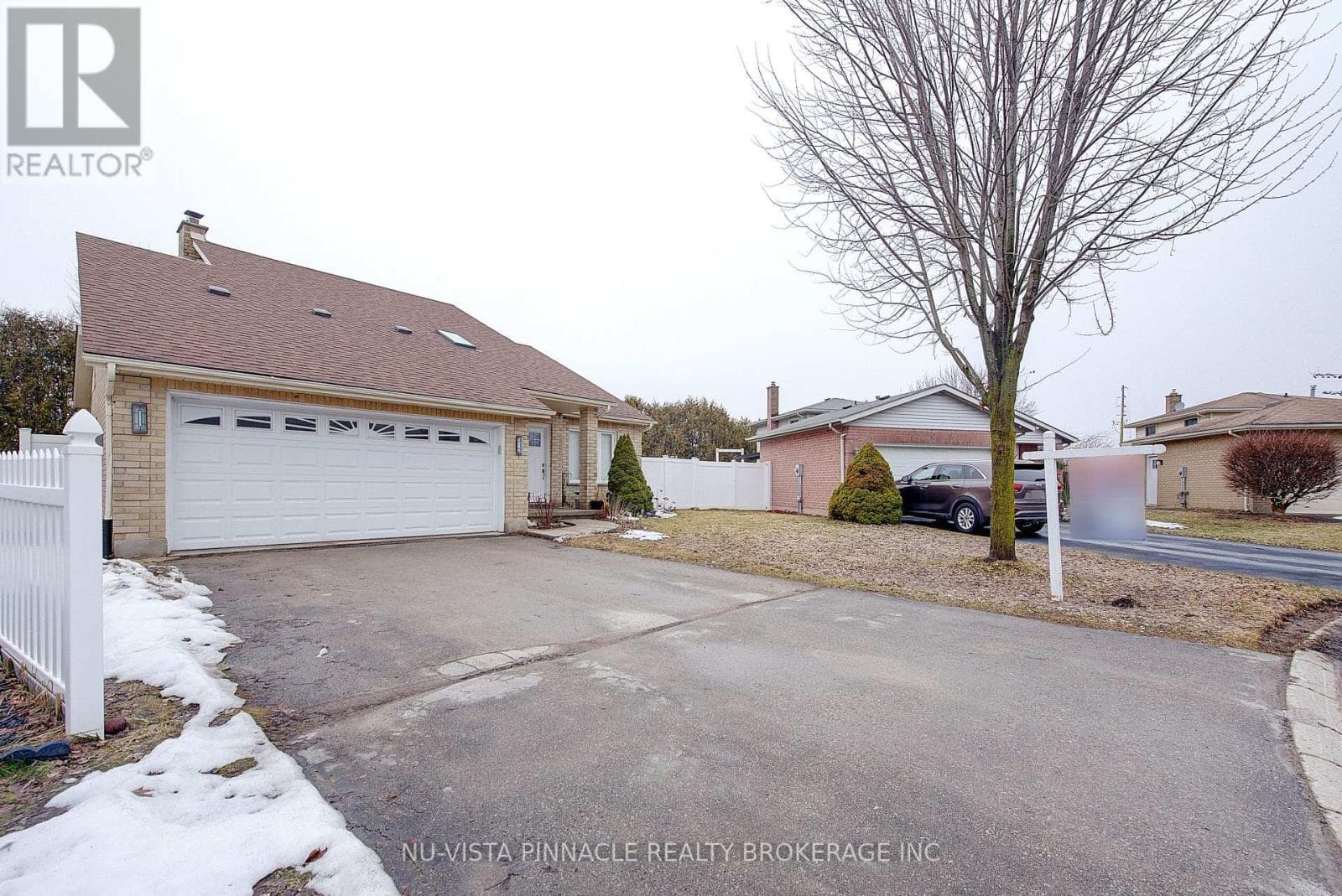 200 CONWAY COURT photo 4