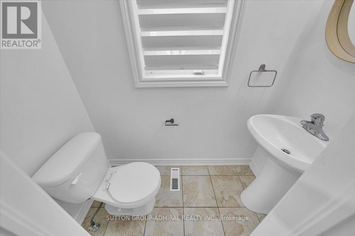 1 - 2600 GLENGARRY ROAD photo 5