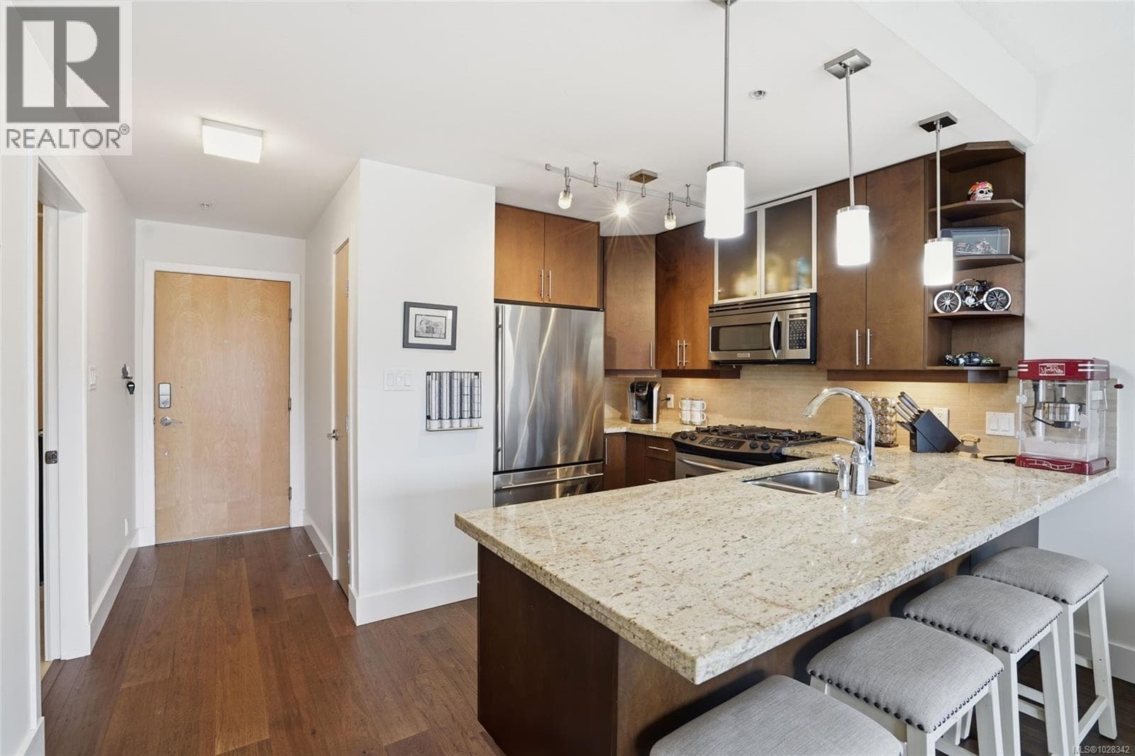 305 194 Beachside Dr photo 3