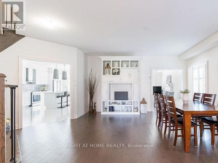 37 MUIRFIELD DRIVE photo 2