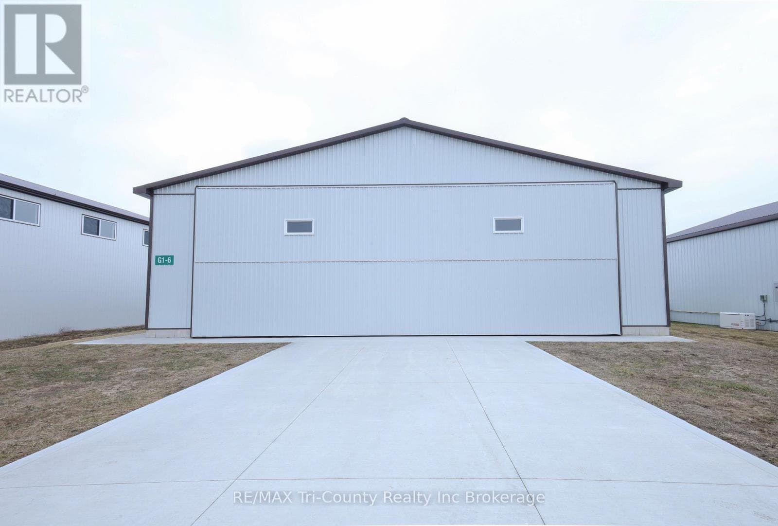 G1-6 - 244411 AIRPORT ROAD photo 2