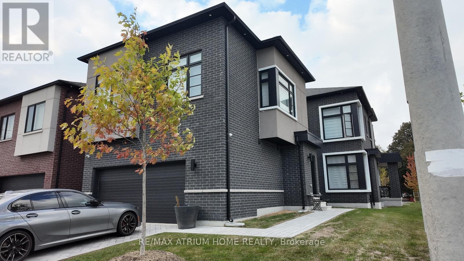5 bed 4 bath single family at 5 NORBURY CRESCENT — $2,300,000