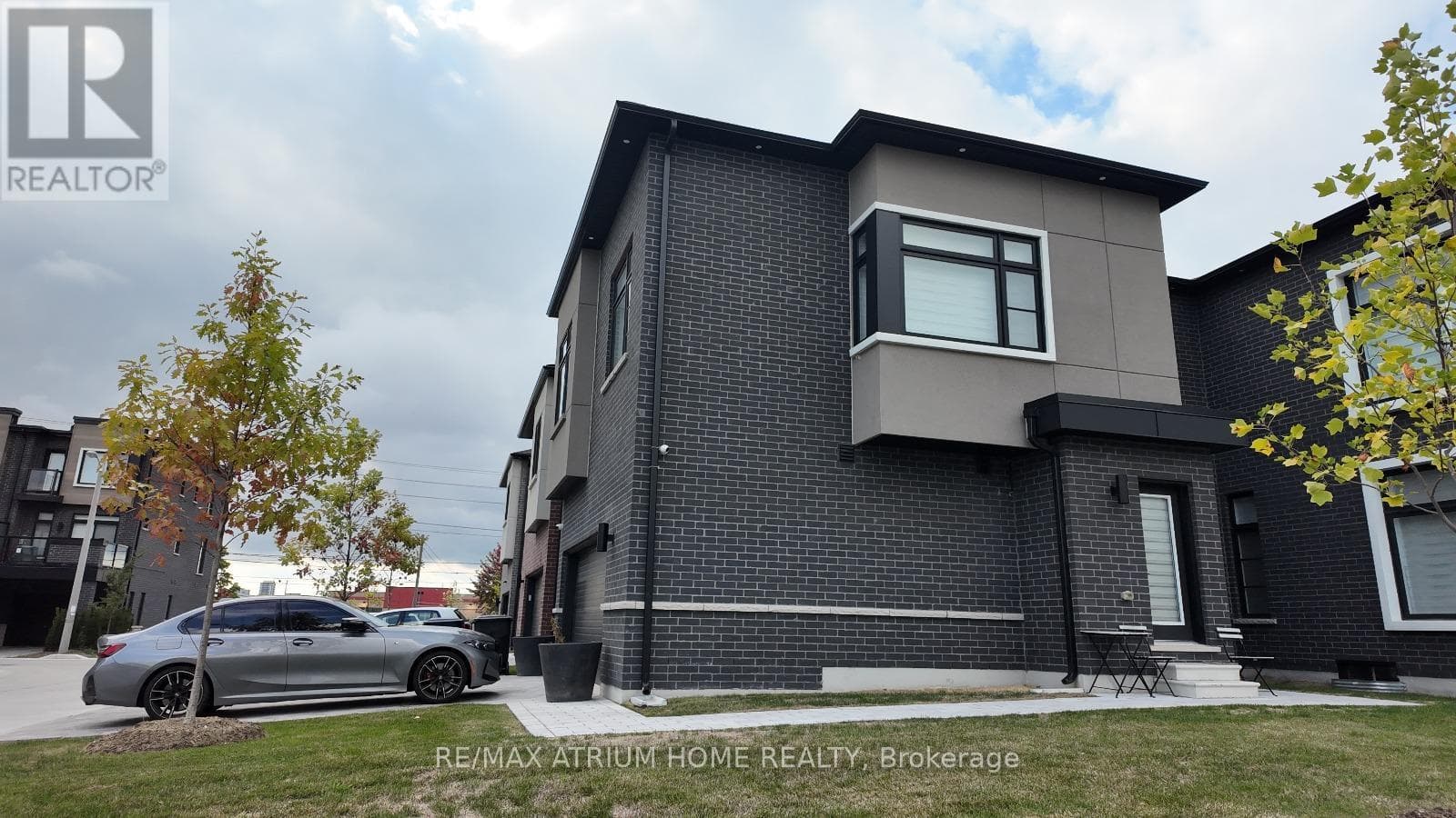 5 NORBURY CRESCENT photo 3
