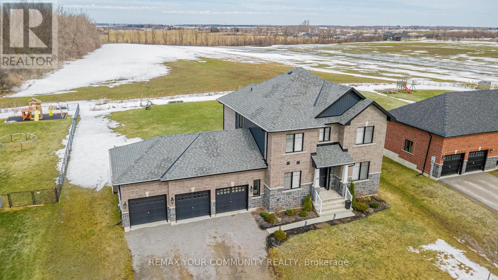 20 MCCRAE CRESCENT — photo 3