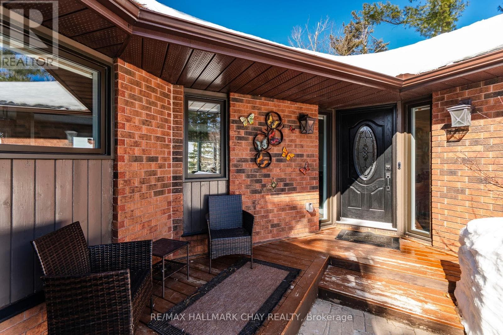 16 HIGHLAND DRIVE photo 2