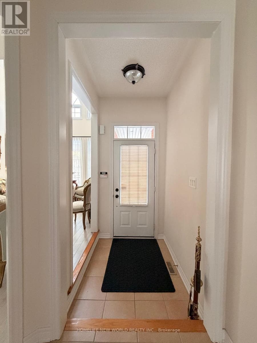15 HISLOP DRIVE photo 3