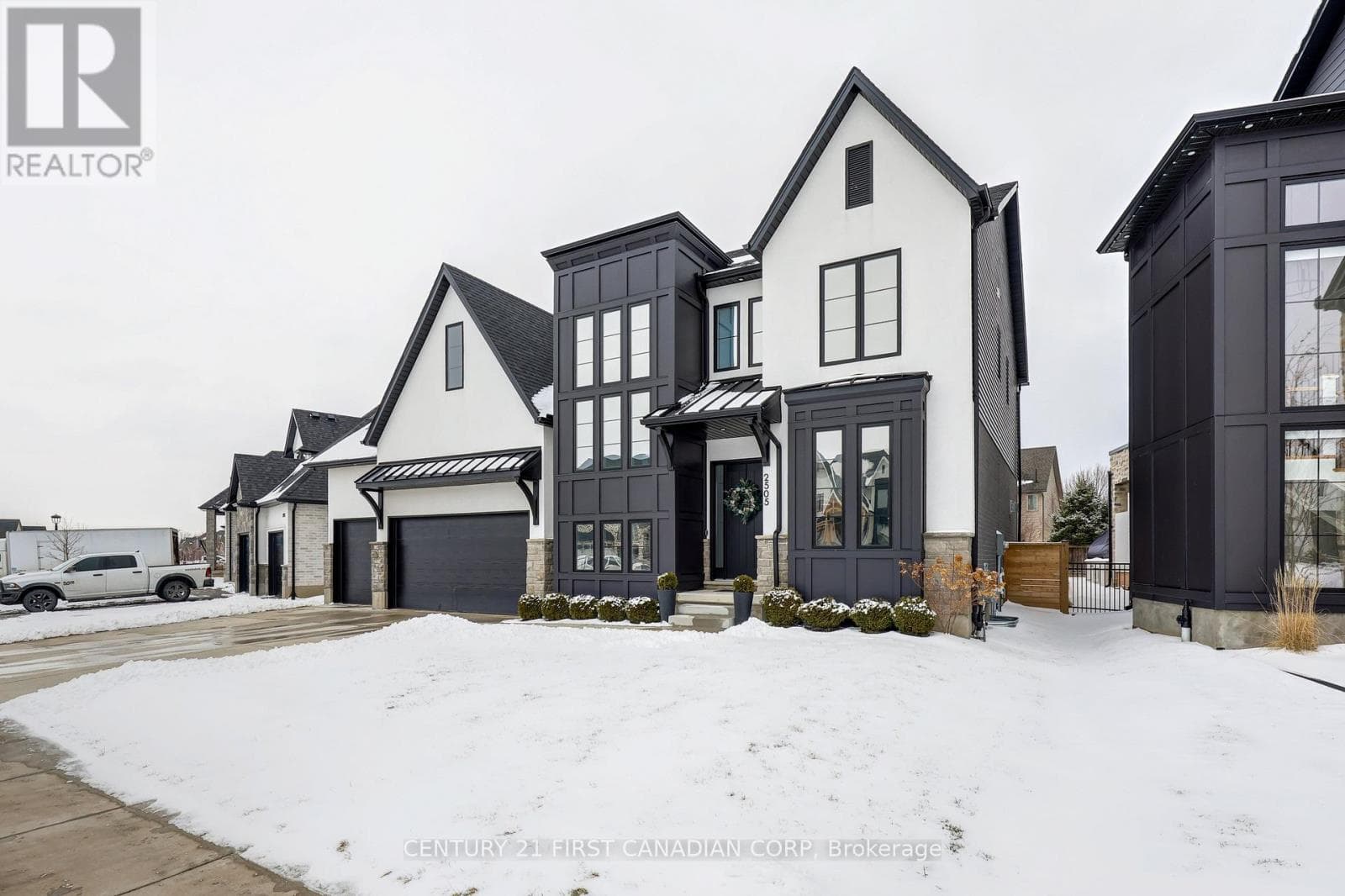 2505 KAINS ROAD photo 3