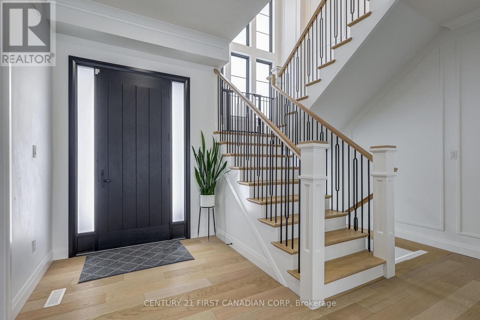 2505 KAINS ROAD photo 5