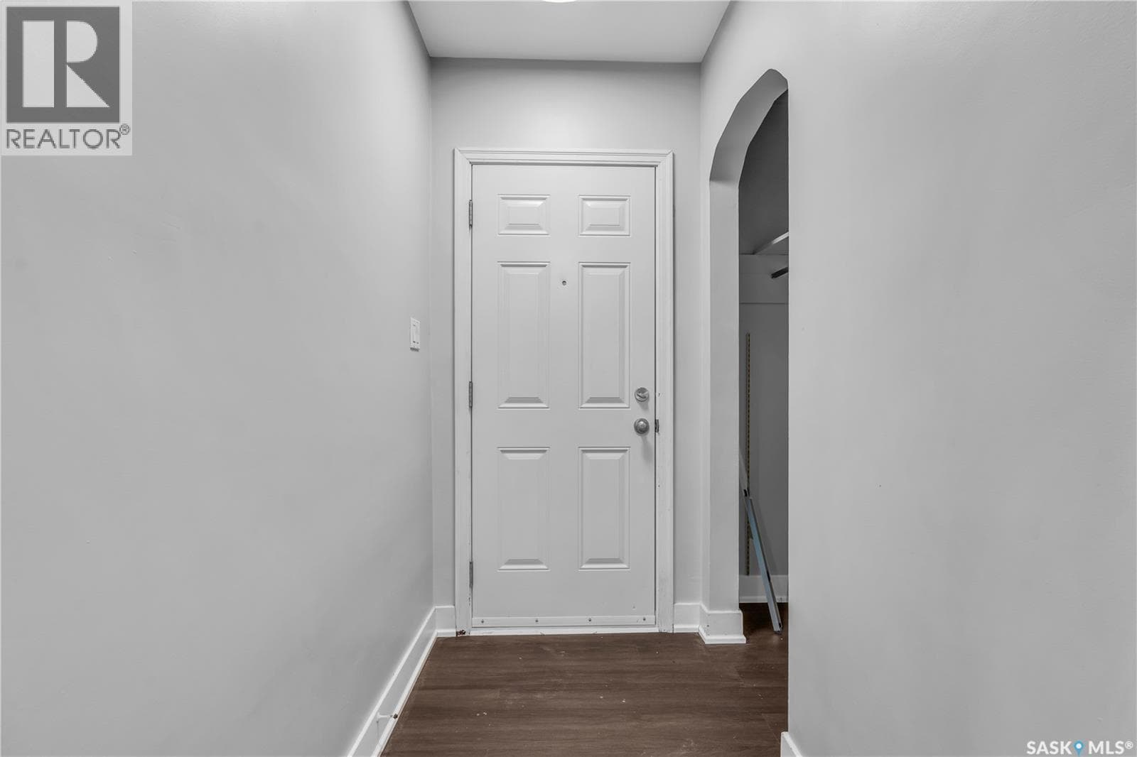 1492 95th STREET photo 4