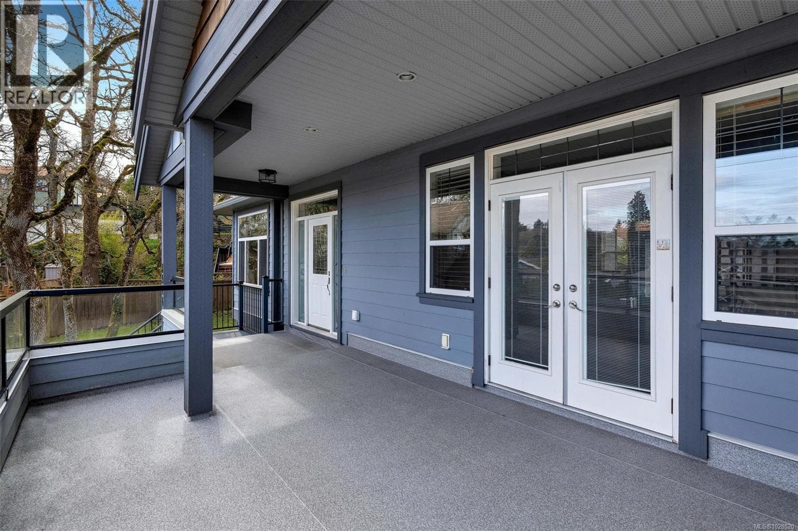 3924 Druce Lane photo 2