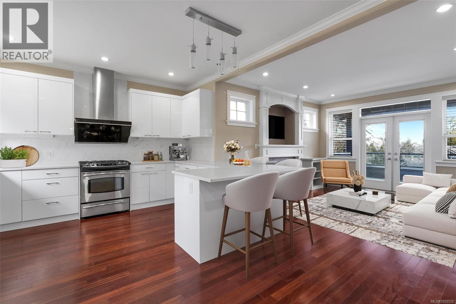 3924 Druce Lane photo 4