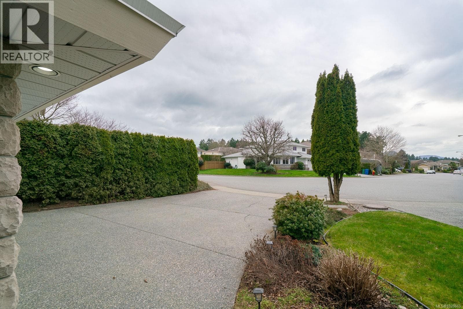 6441 Lasalle Rd photo 3