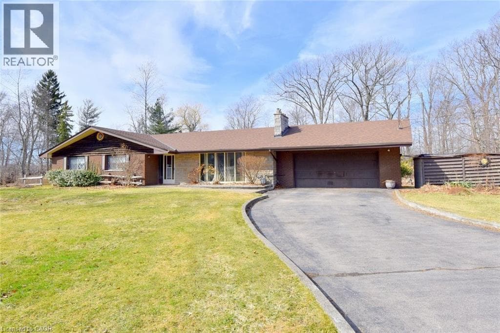 938 COURTLAND Drive photo 3