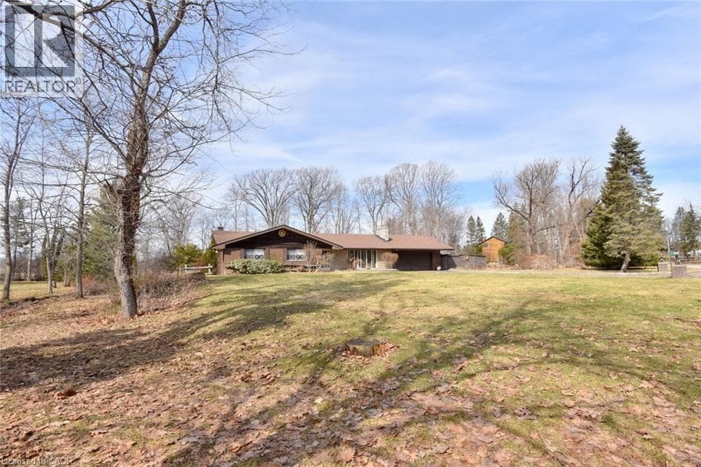 938 COURTLAND Drive photo 4
