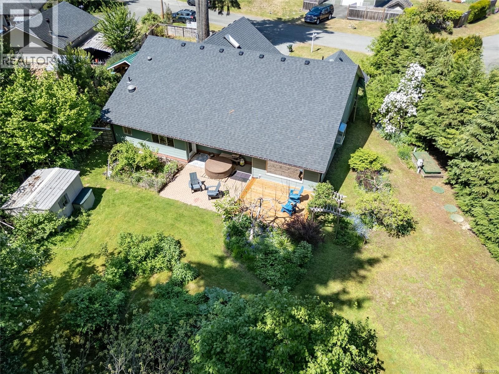 7478 Yake Rd photo 3