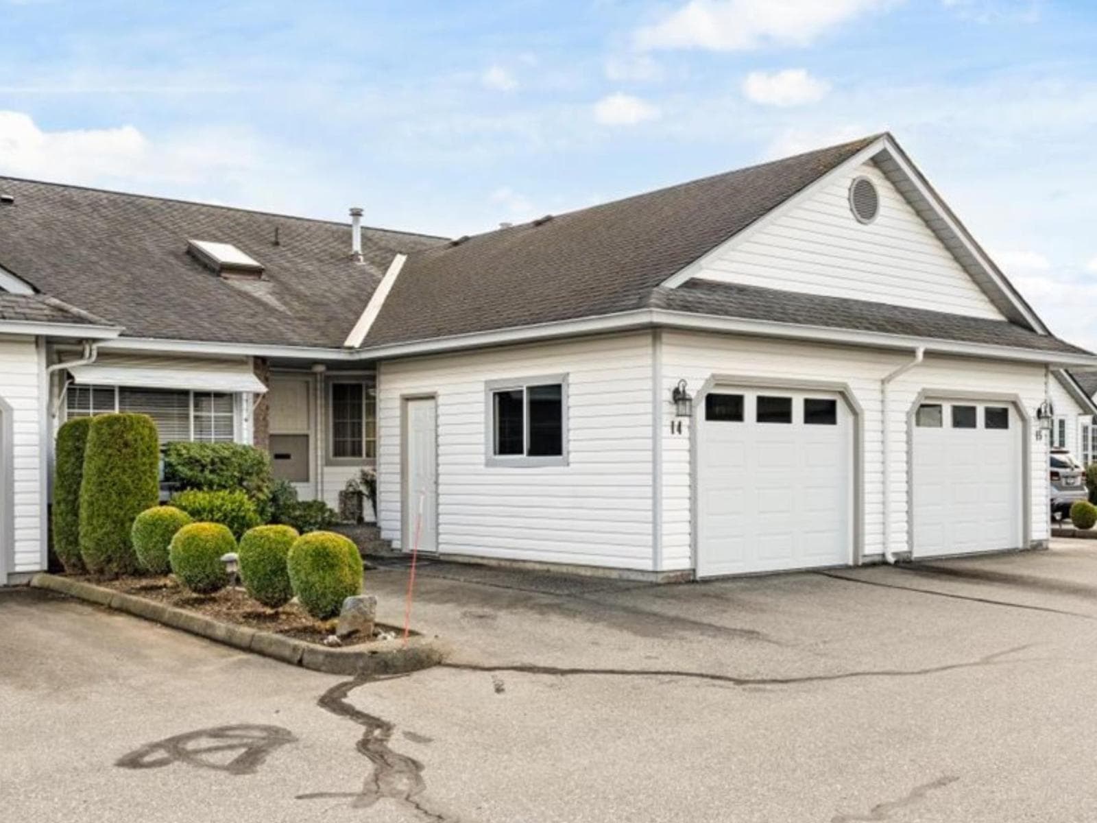3 bed 3 bath single family at 14 33922 KING ROAD — $719,900
