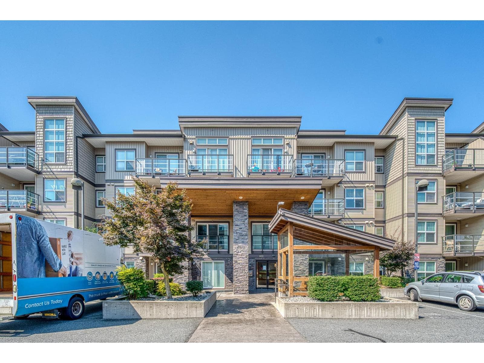 1 bed 1 bath single family at 121 30515 CARDINAL AVENUE — $299,000