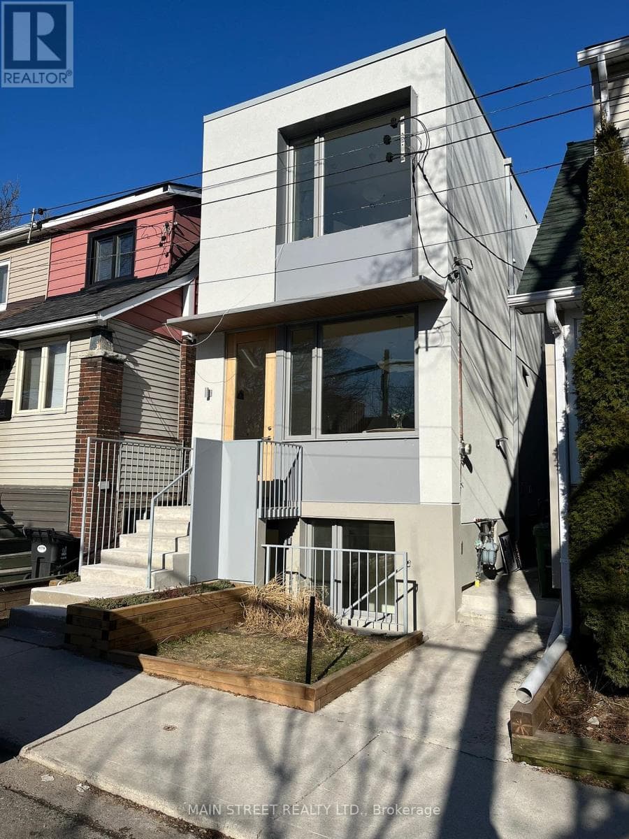 523 CRAVEN ROAD photo 2