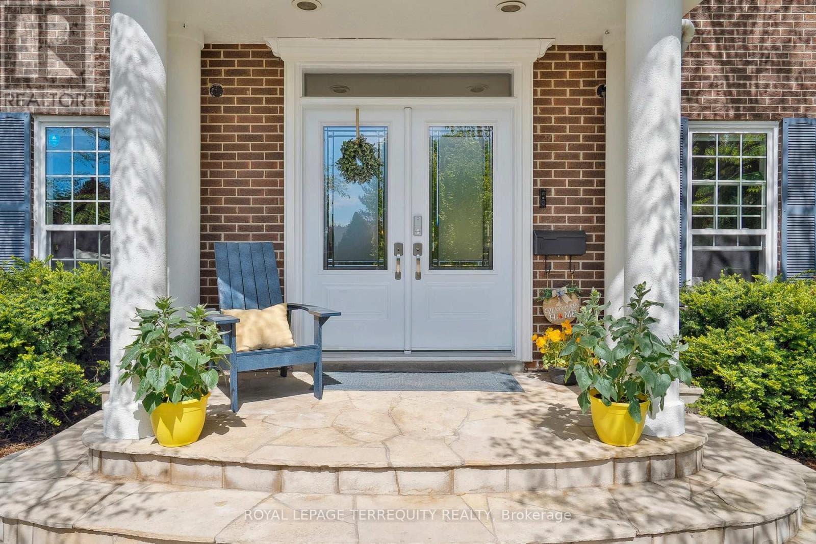 219 VALLEYVIEW COURT photo 5