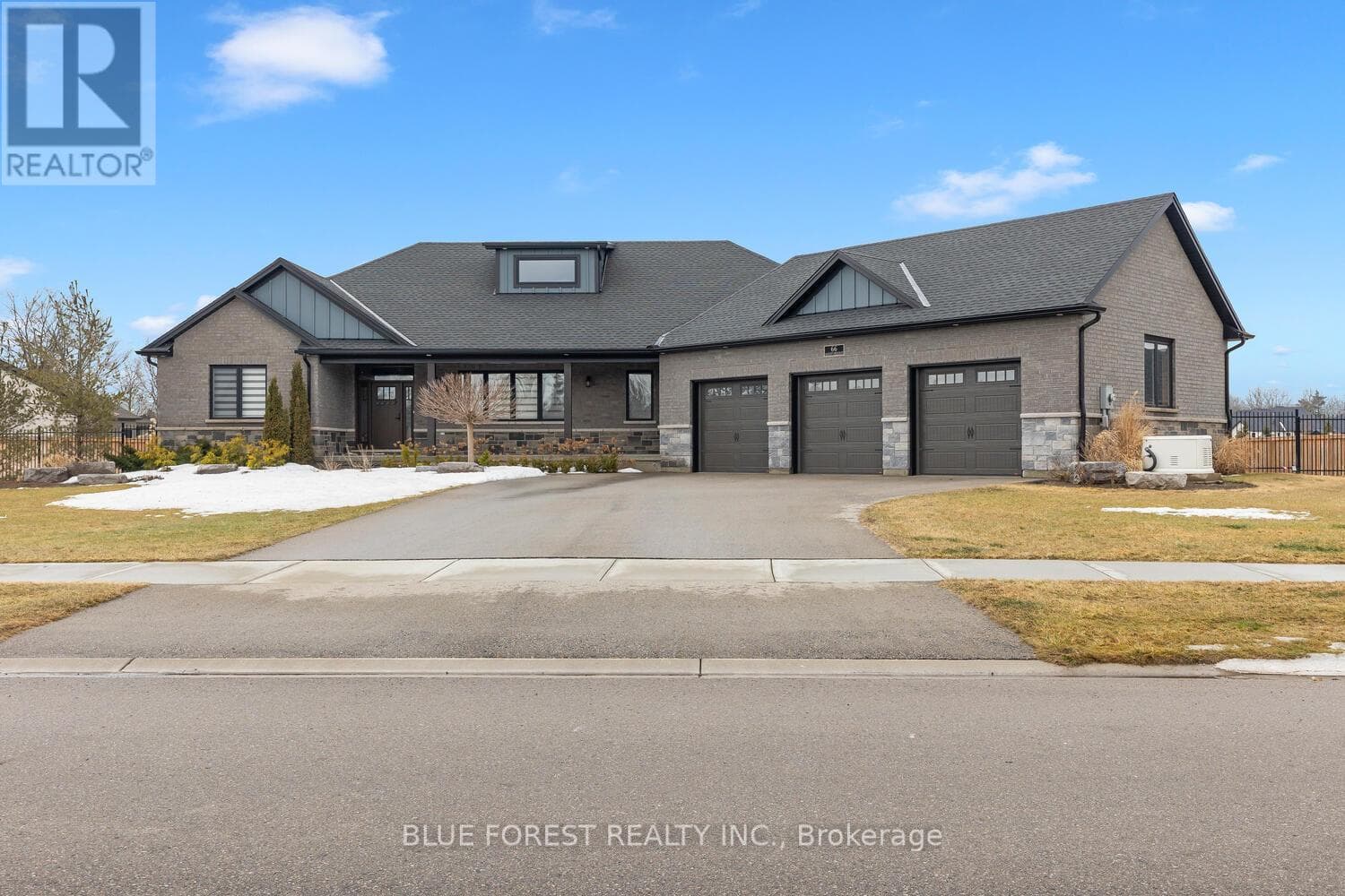 3 bed 3 bath single family at 66 AUGUST CRESCENT — $1,059,000