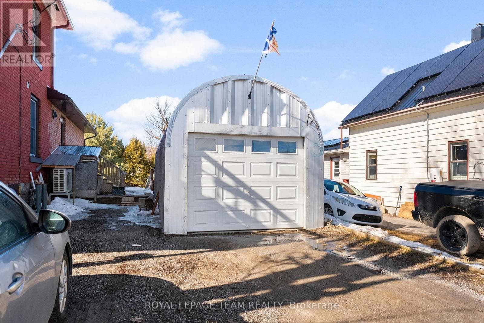 12 MEADOW STREET photo 5