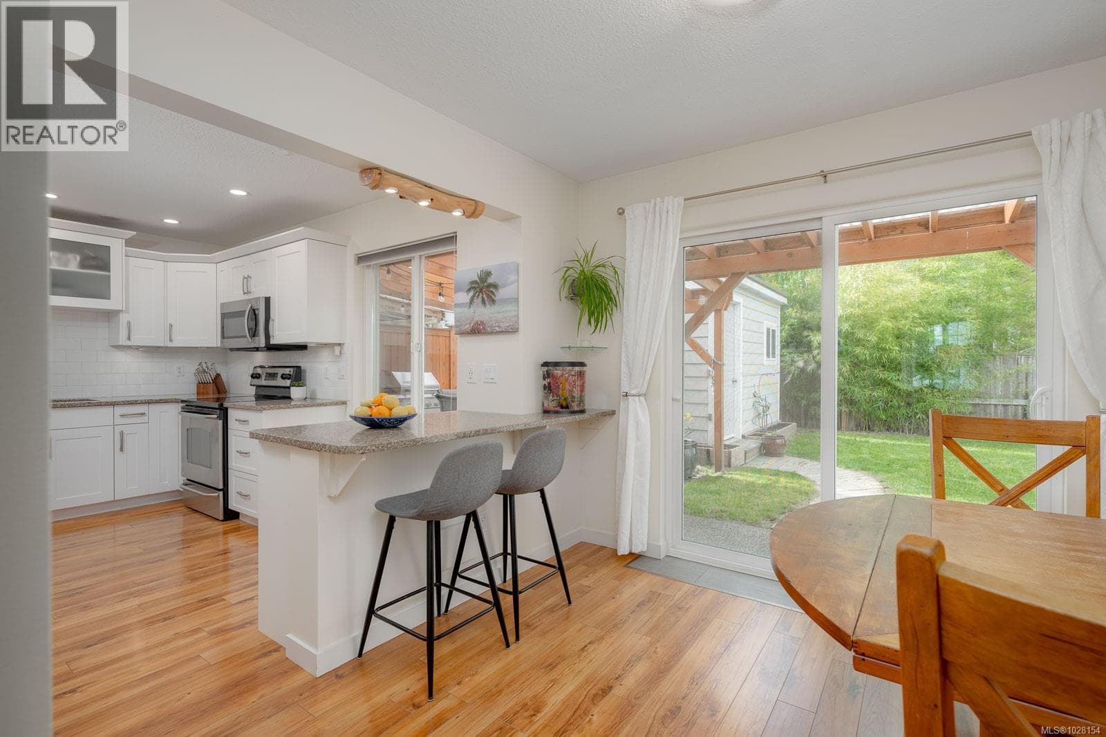 2910 Jonas Way photo 3