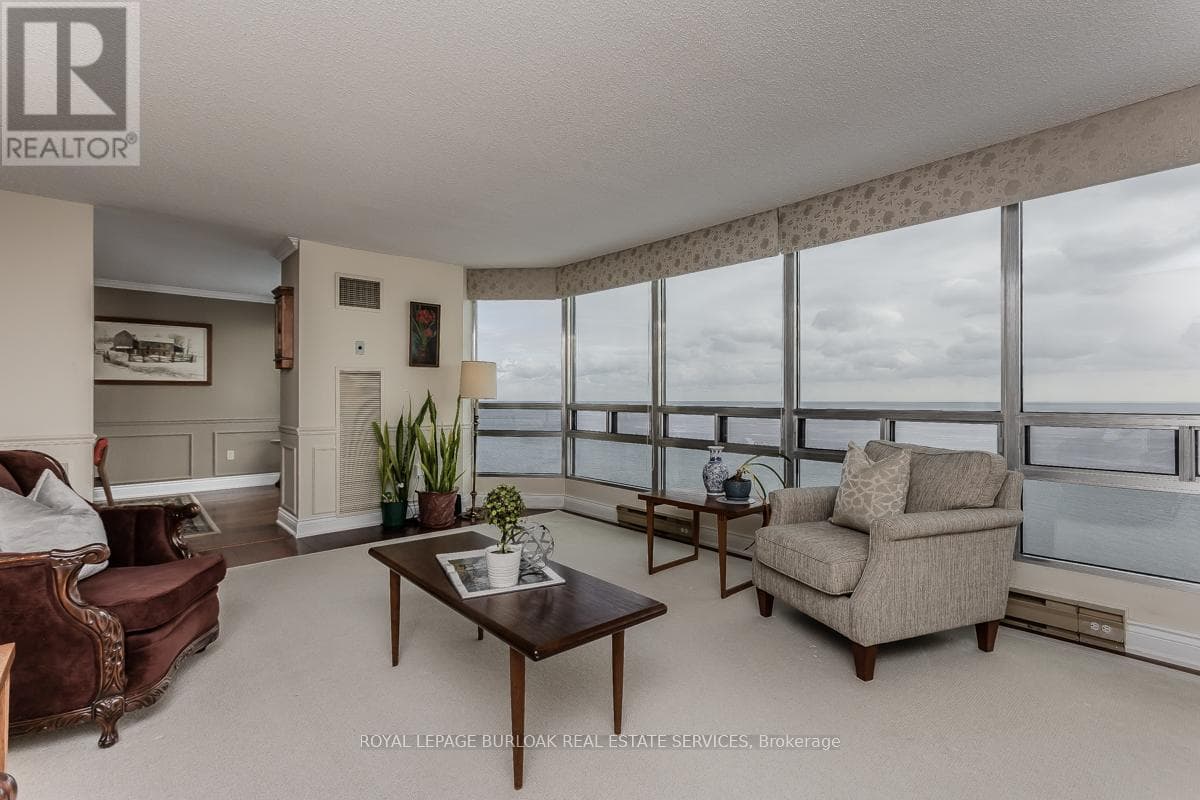 2008 - 2170 MARINE DRIVE photo 4