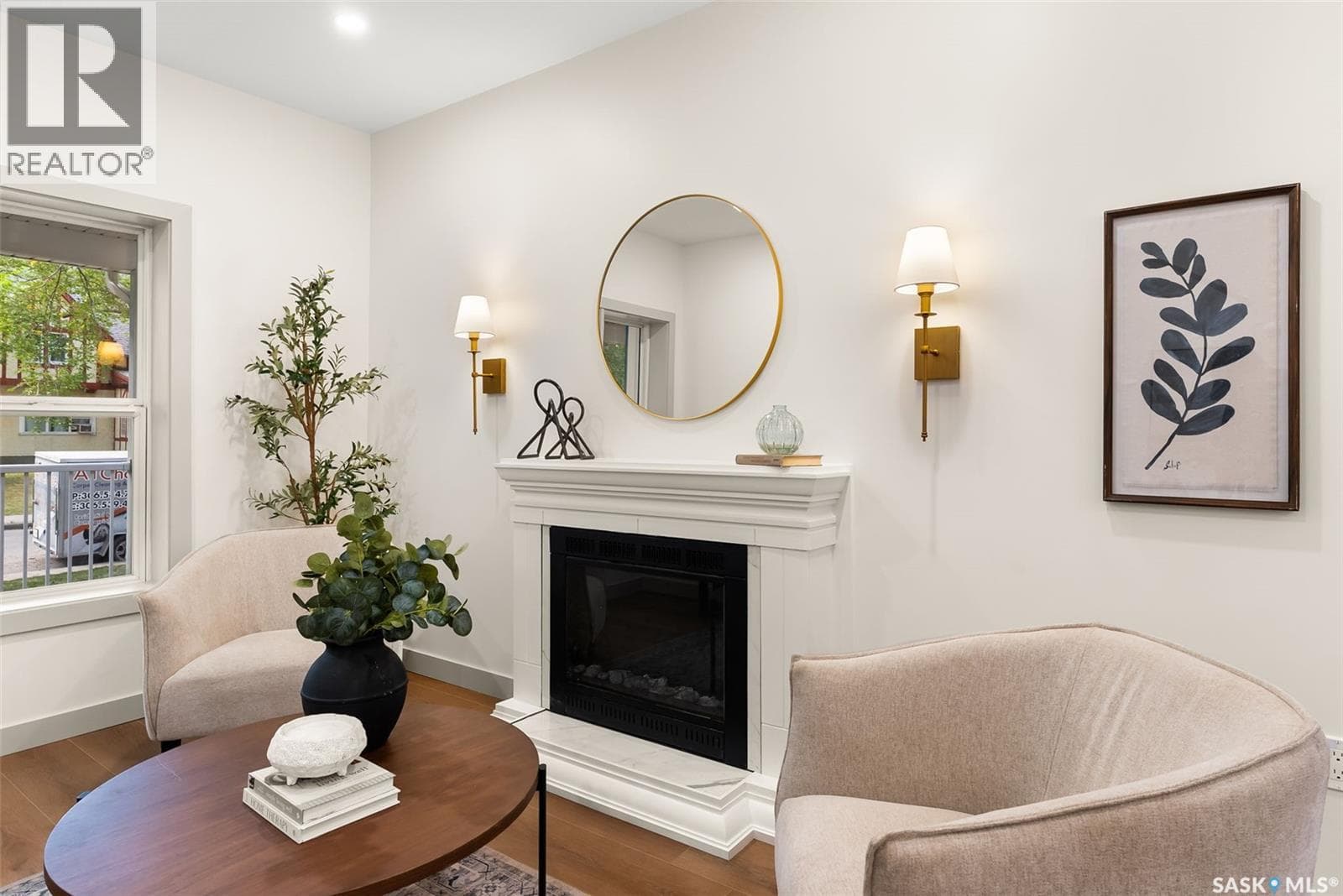 2257 Rae STREET photo 5