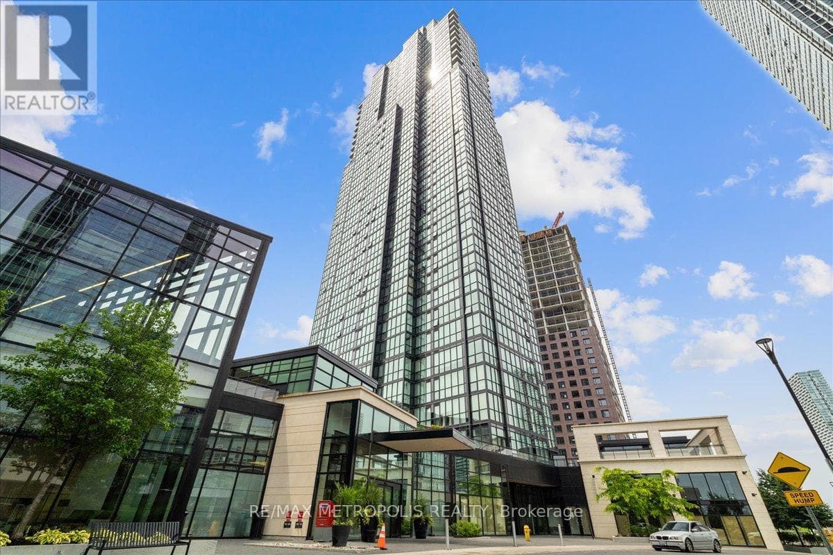 2 bed 2 bath single family at 2206 - 2910 HIGHWAY 7 W — $528,000