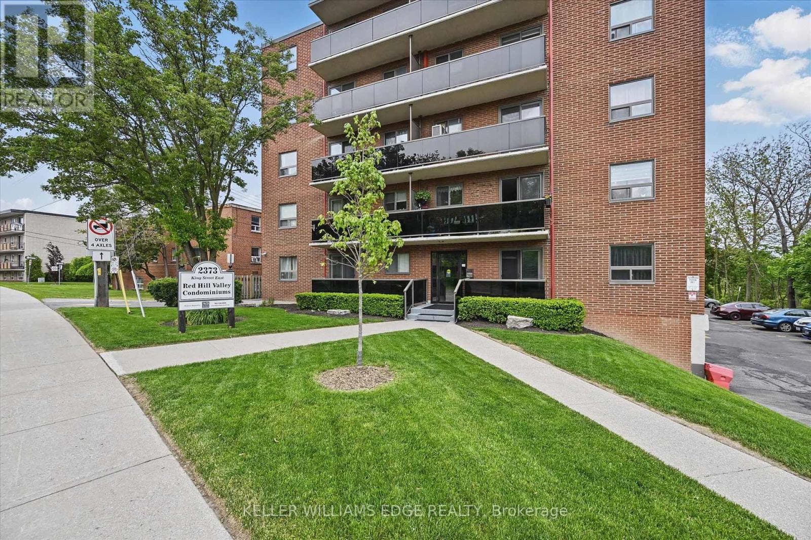 43 - 2373 KING STREET E photo 2