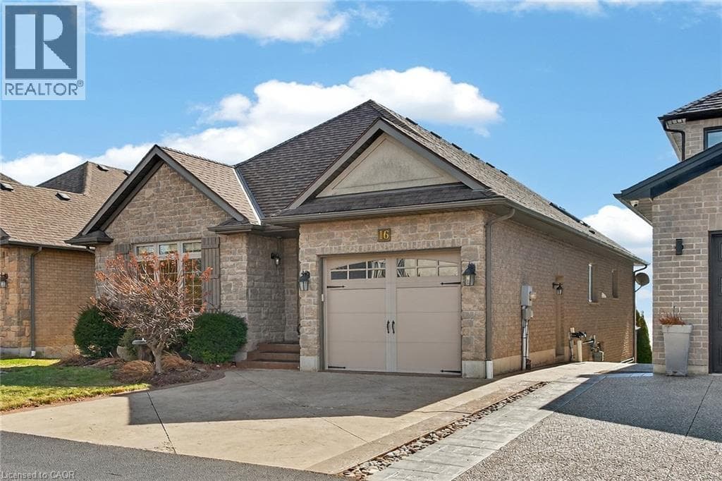 2 bed 3 bath single family at 80 NEW LAKESHORE Road Unit# 16 — $1,299,000