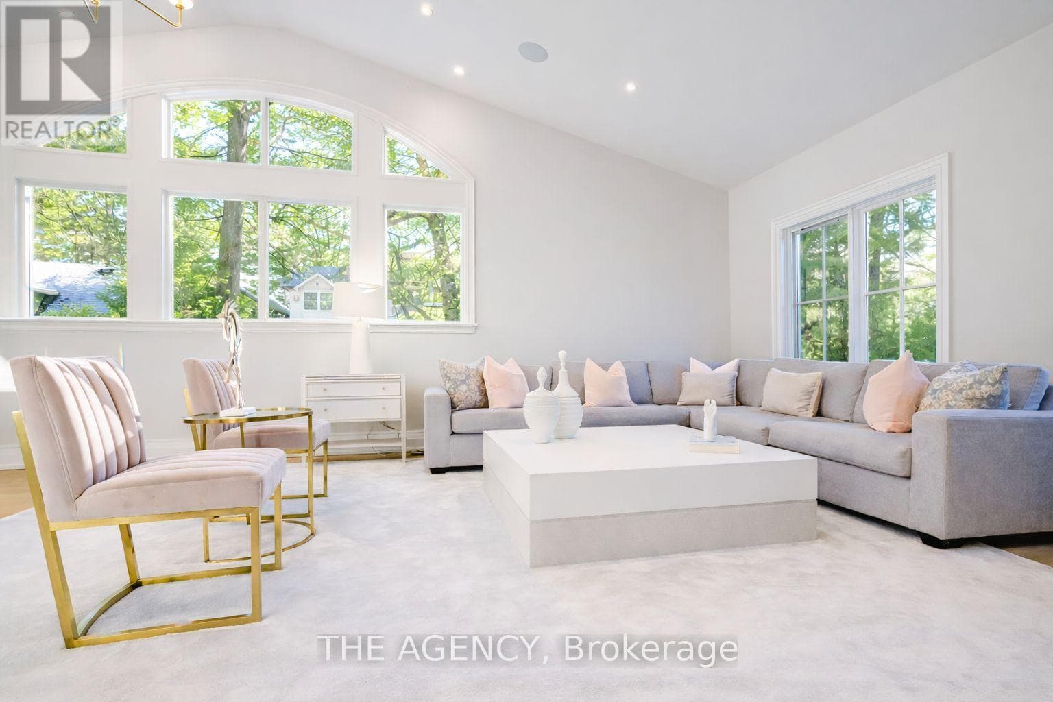1310 DUNCAN ROAD photo 4