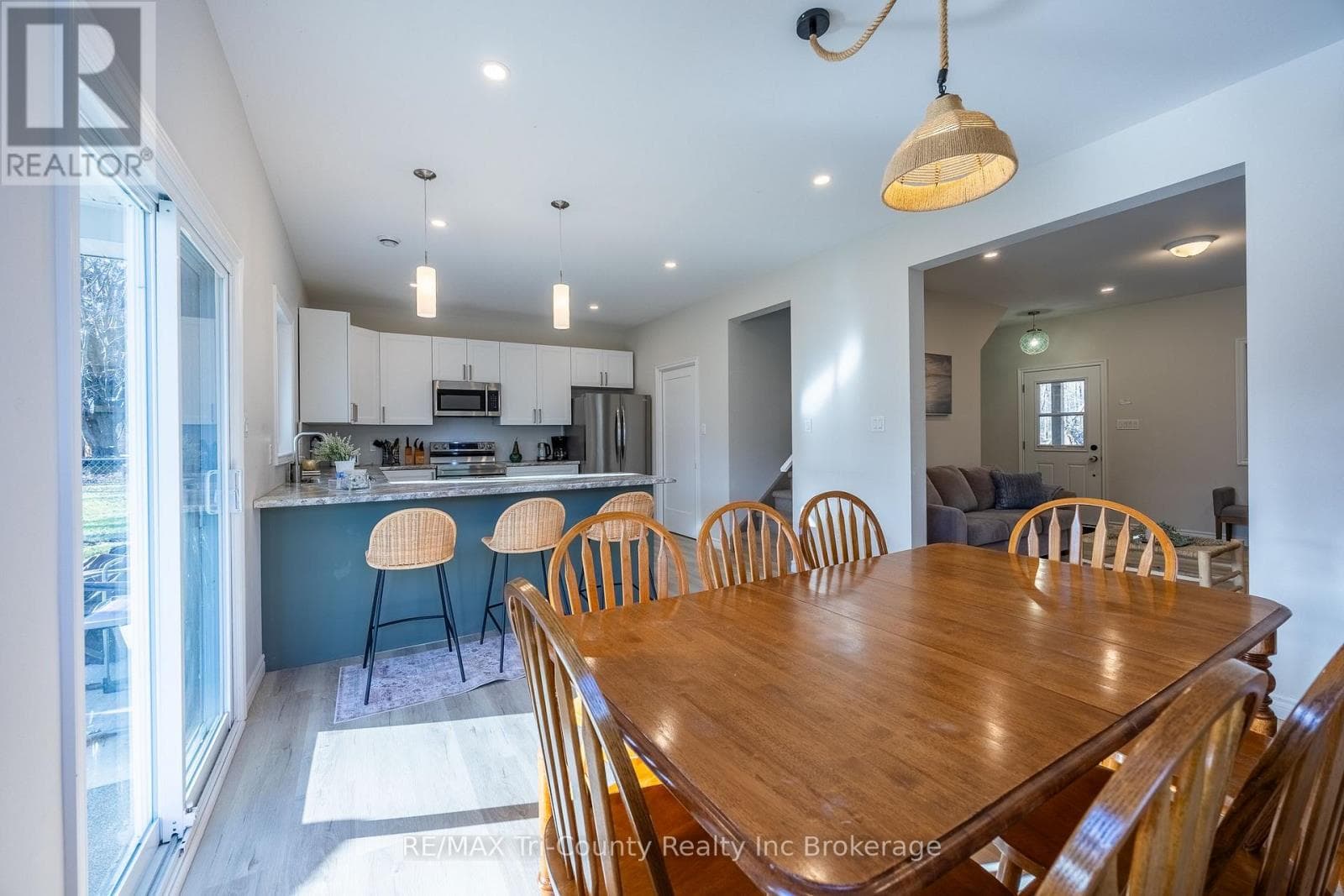 6 ADDISON STREET photo 7