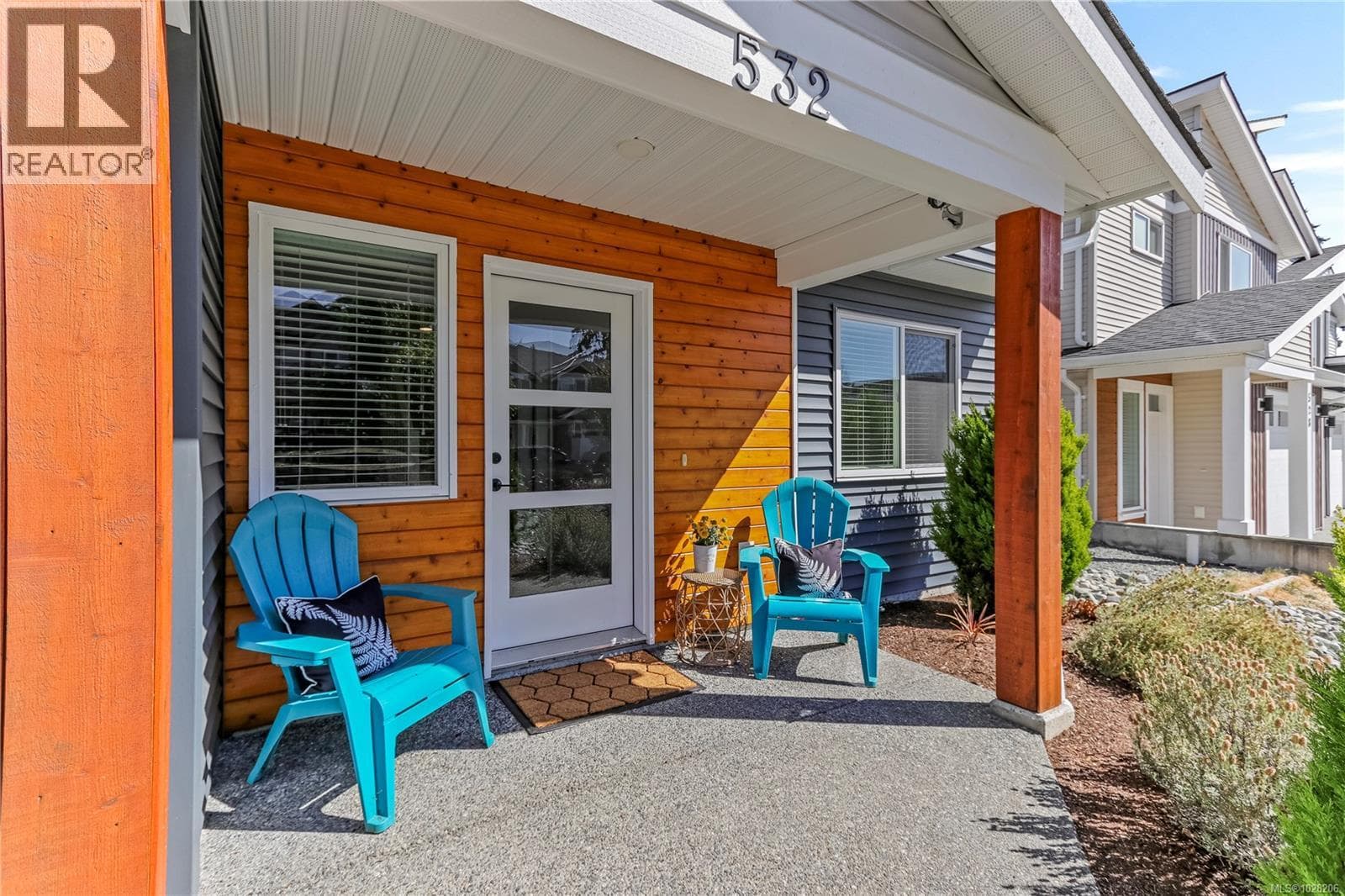 532 Lori Pl photo 3