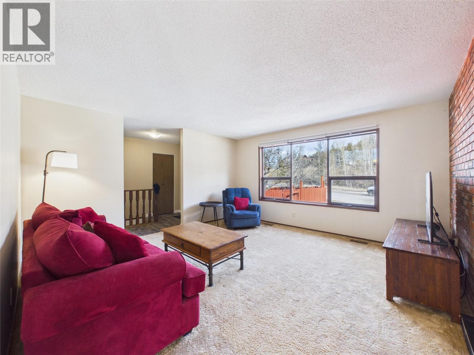 419 Lindsay Street photo 5