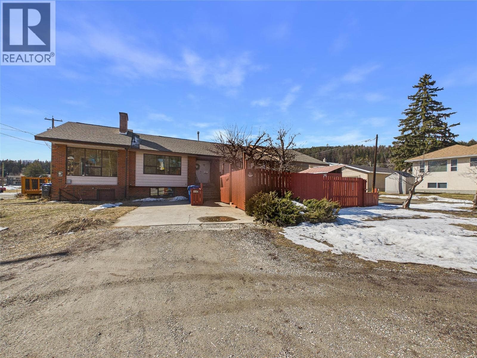 5 bed 3 bath single family at 419 Lindsay Street — $829,000