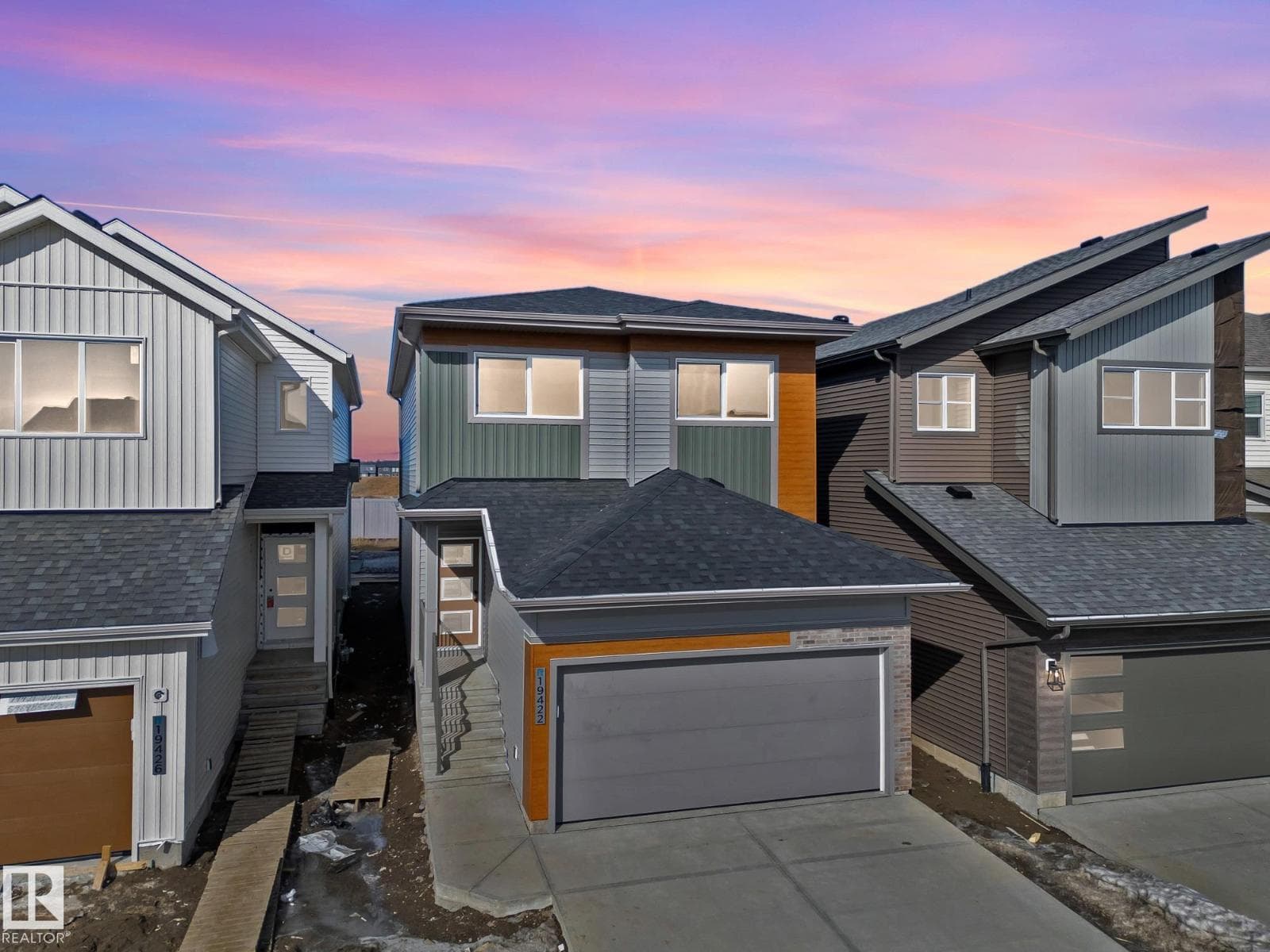 3 bed 3 bath single family at 19422 22A AV NW — $540,000