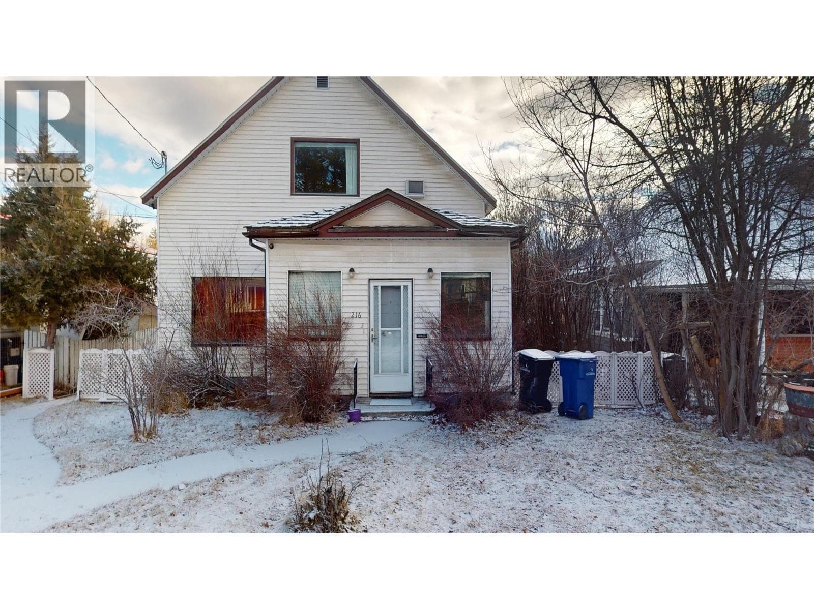 216 14TH Avenue S photo 2