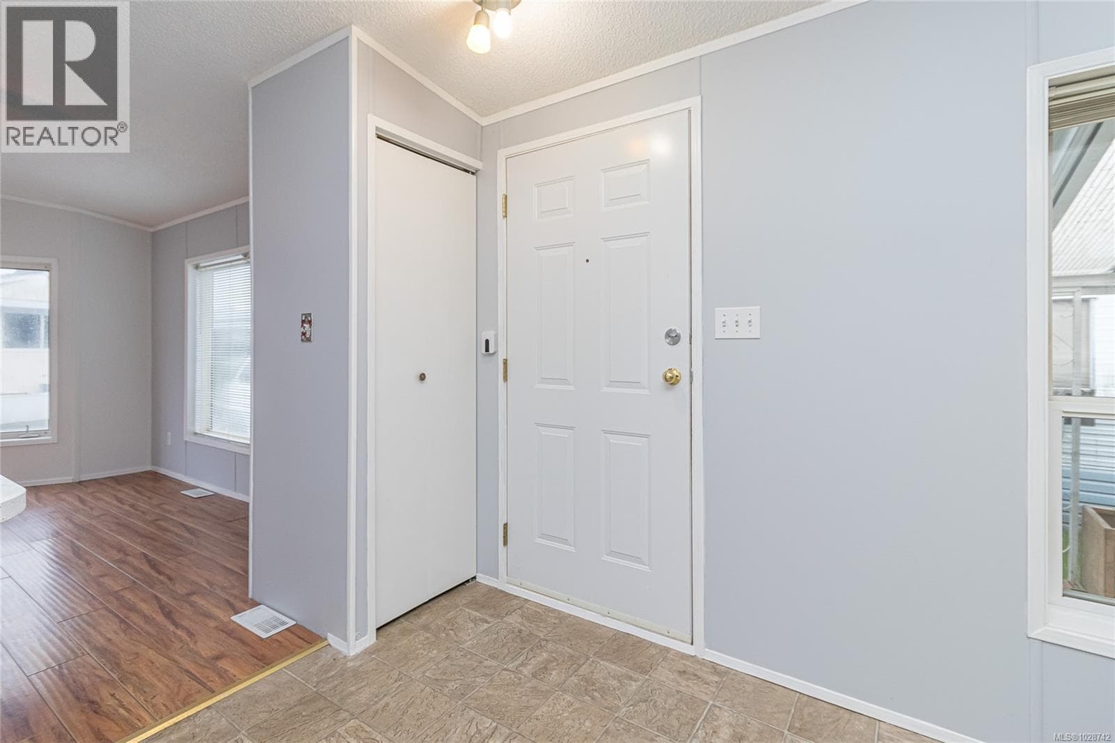 320 2885 Boys Rd photo 5