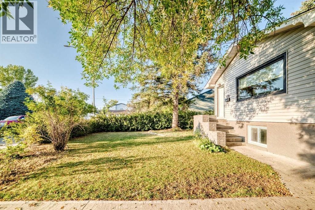 820 9A Street NE — photo 4