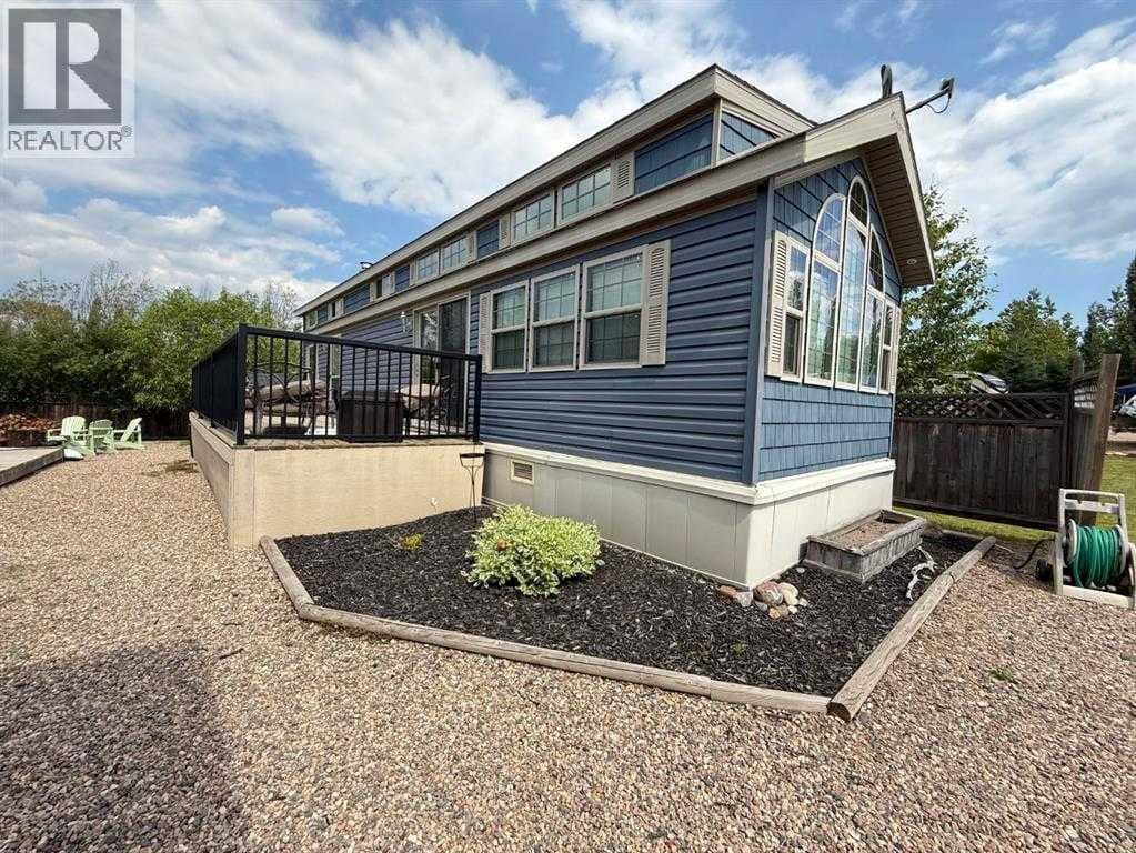 1123 Oak Avenue — photo 2